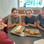 super-duper-burger-03